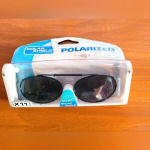 Vintage Polaroid Clip-on Sunglasses  48 Oval Solar Shield X11